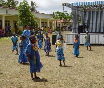 fête de l'école primaire de Tadine, le 9 décembre 03